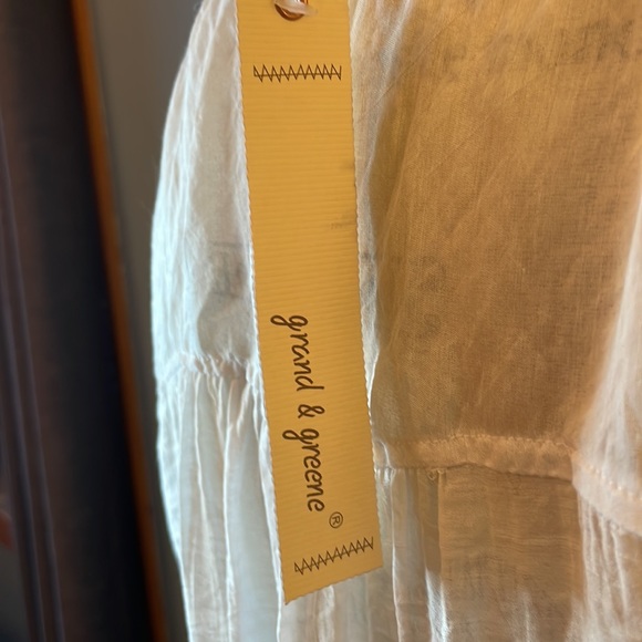 Grand & Greene white short sleeve large sheer blouse - Picture 11 of 17